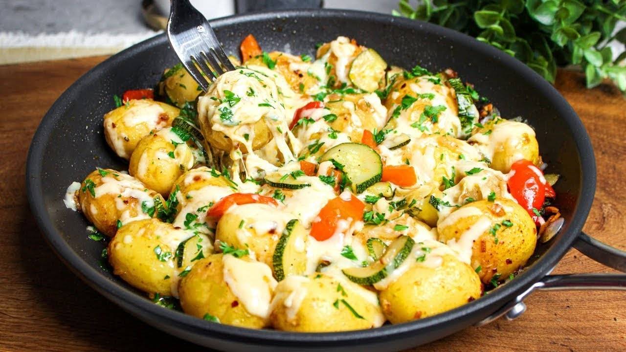 Что можно ПРИГОТОВИТЬ ИЗ ОБЫЧНОЙ КАРТОШКИ! 3 БЛЮДА, от которых НЕВОЗМОЖНО ОТКАЗАТЬСЯ! смотреть онлайн