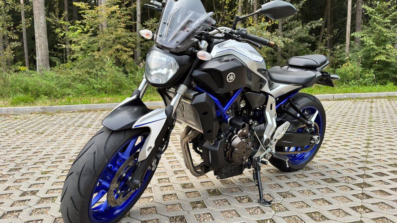 Yamaha MT-07 2015 смотреть онлайн