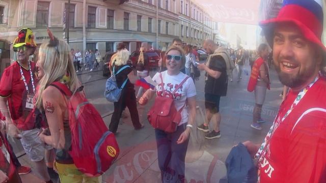 Прогулки по Питеру смотреть онлайн