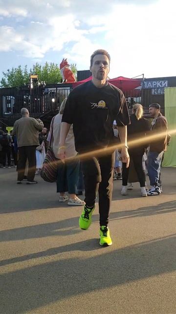 Взрываю фест своей ⚡ Летаю по всему танцполу