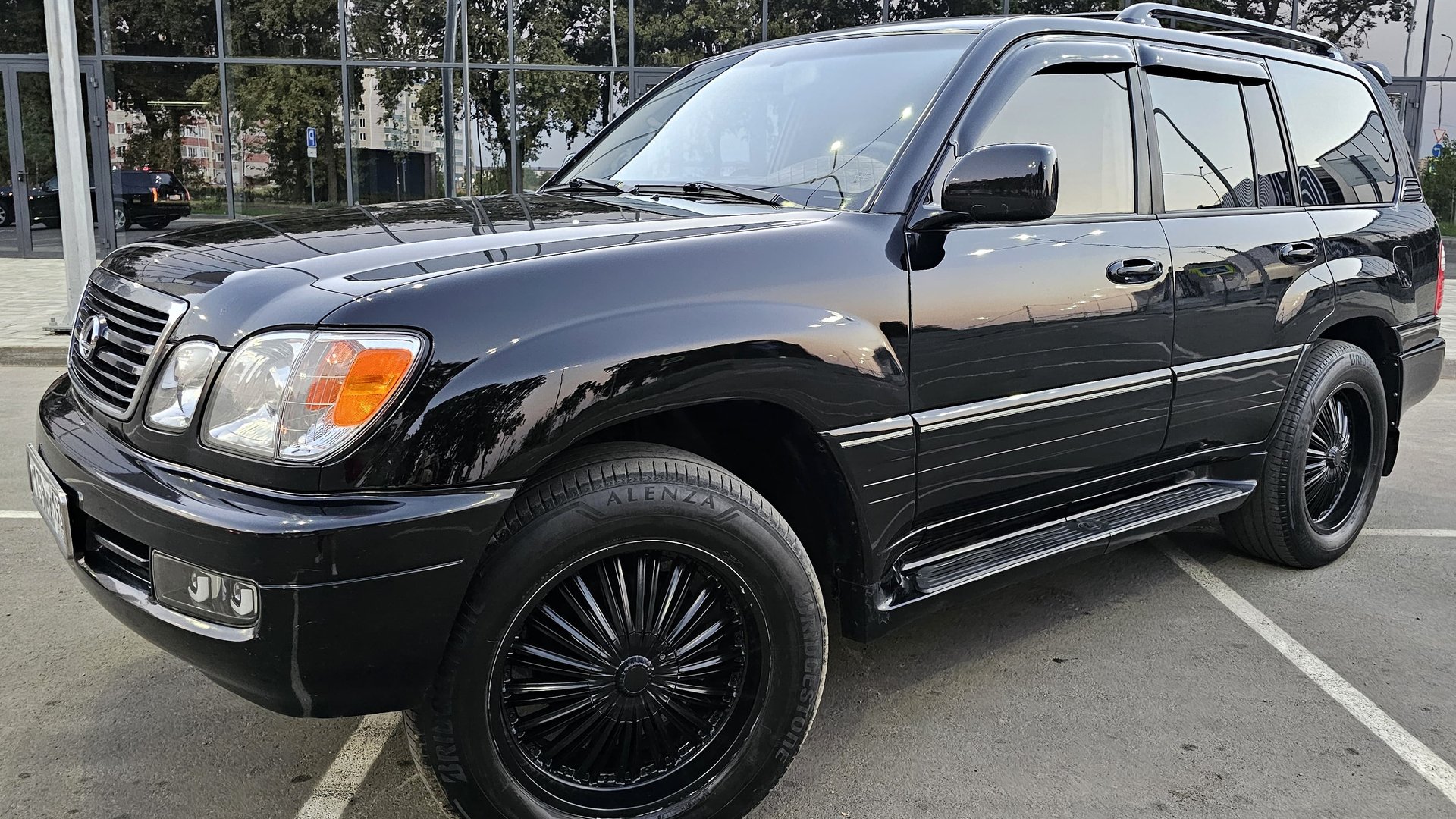 Lexus LX 4.7 AT, 2000
