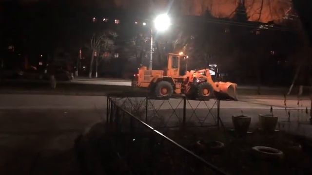 «Осваивают бюджет»: «уборку» снега во Владимире. смотреть онлайн