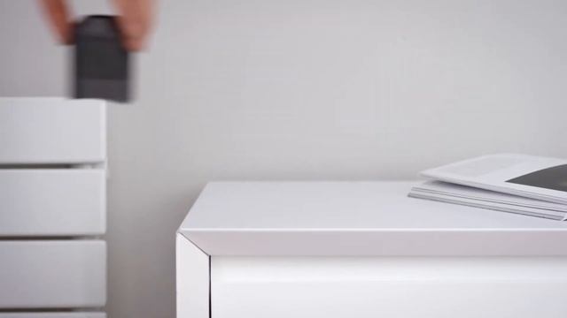 How to clean the filter on your Dyson Airstrait™ straightener смотреть онлайн