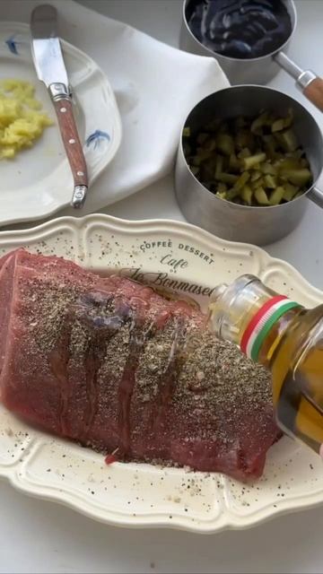 РВАНАЯ ГОВЯДИНА С ГРИБНЫМ СОУСОМ #едаялюблютебя #ЛайкиНаLikee #ТоповыйКонтент смотреть онлайн