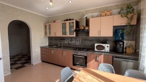 4 9204744