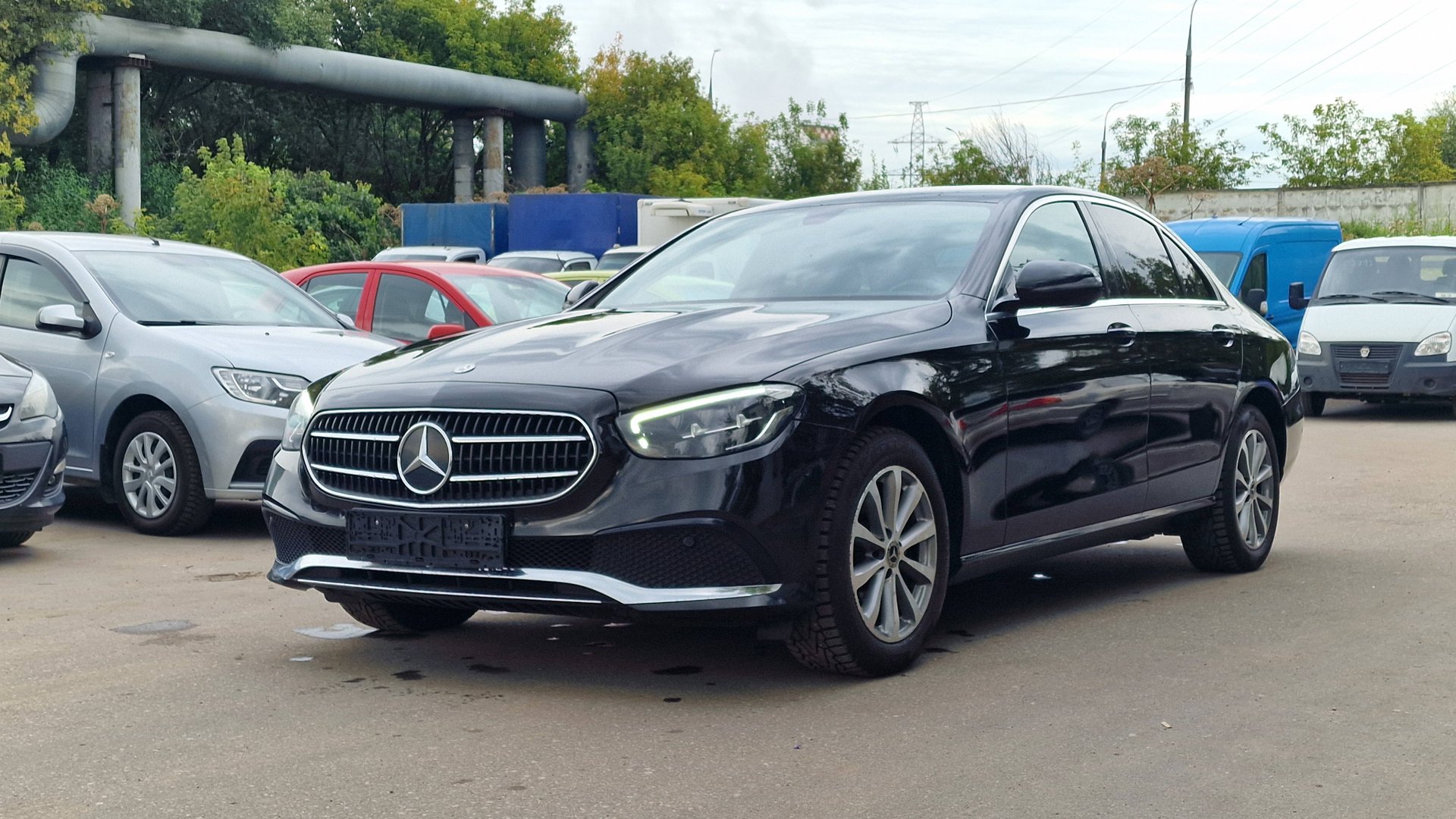 Mercedes-Benz E-Class (2019) смотреть онлайн