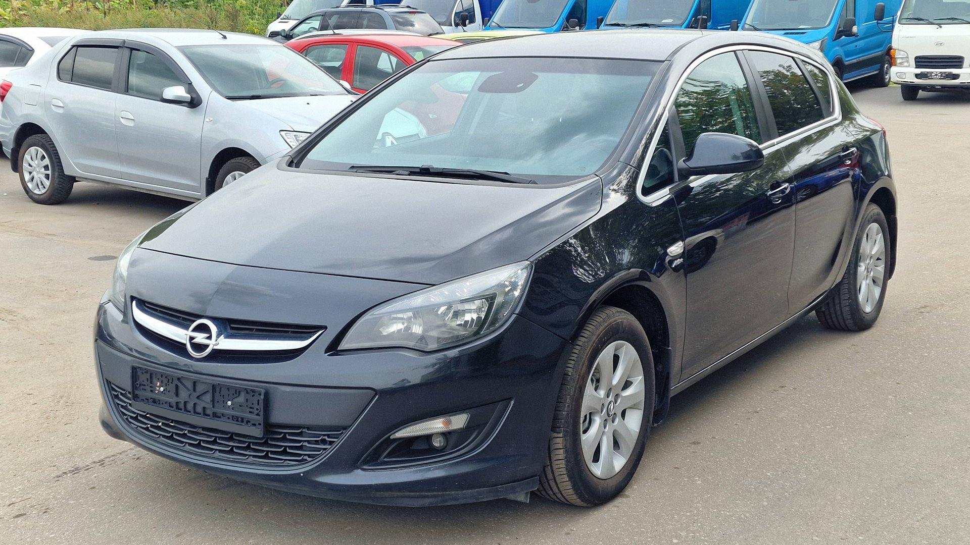 Opel Astra (2014) смотреть онлайн