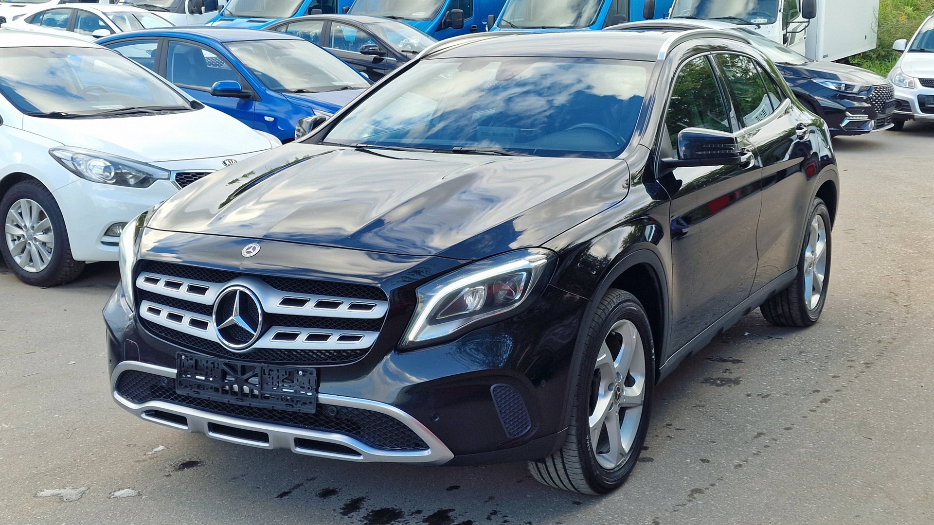 Mercedes-Benz GLA 250 4MATIC (2019) смотреть онлайн