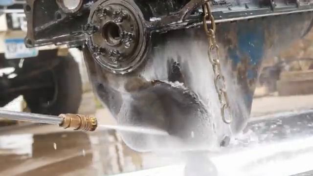 The Day A Ford 300 Died  -Видео от SimonFordman