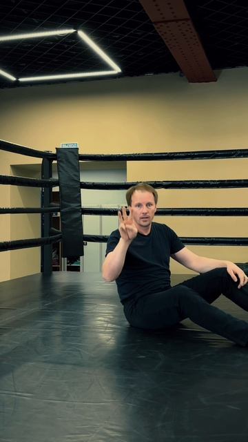 Как встать с пола, как герой кунг-фу #ушу #тренировка #андрейчи #джекичан #спорт #трюки #акробатика