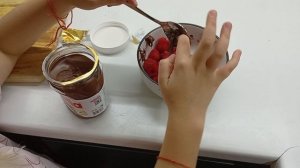 готовим малину в шоколаде