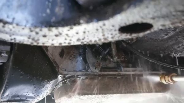 Polishing A Turd -Видео от SimonFordman