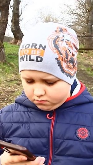 НАШЁЛ ОЧКИ ВИКИ...