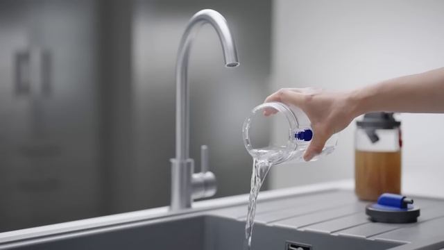 How to clean your hard floors with the Dyson WashG1™ wet cleaner смотреть онлайн