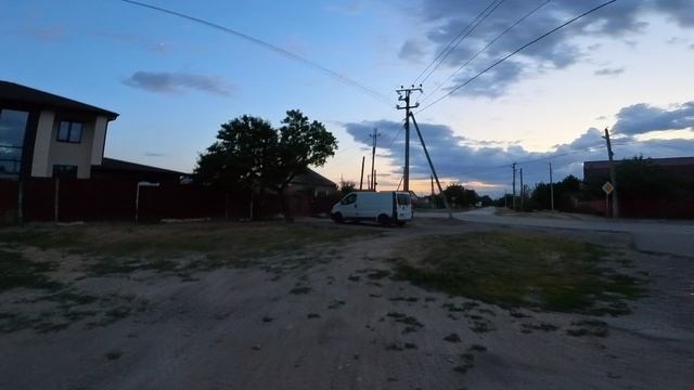 Сальск, перекрёсток Суворова-Седова, вечер