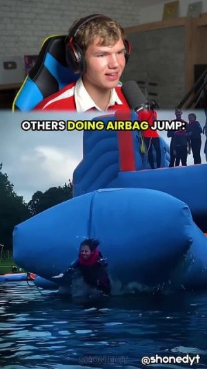 Другие Прыгают на Надувную Подушку Против Последнего! 🤯 #shorts #шортс #паркур #эдит #трюк #фонк