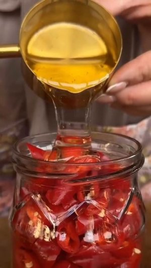 Острый перец в медовой заливке