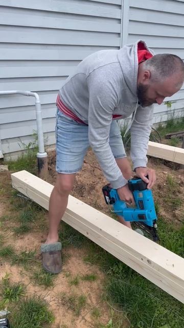 💪💪Проверяем гвоздезабивной пистолет TOUA смотреть онлайн