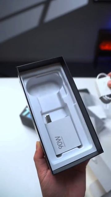 Xiaomi Redmi Turbo 3/POCO F6 смотреть онлайн