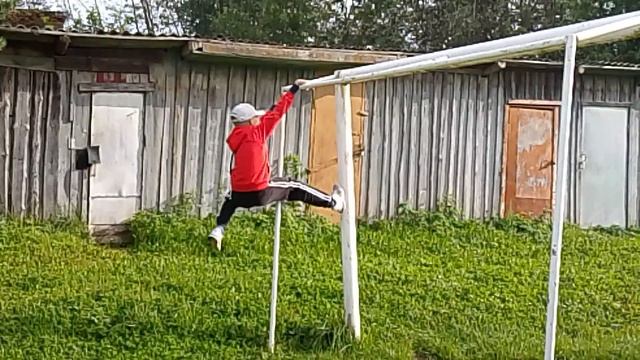 залезаю на ворота🤩🤩🤩 смотреть онлайн