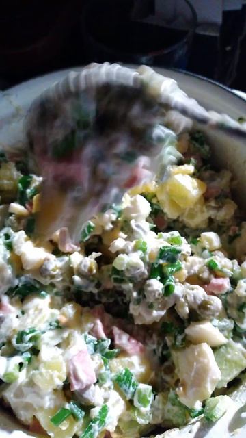 САЛАТ ПО ДЕРЕВЕНСКИ смотреть онлайн