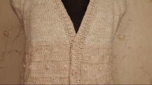 Как пришить пуговицу к вязаной планке, чтоб не разболталась.