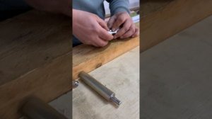 Установка люверсов ручным пробойником