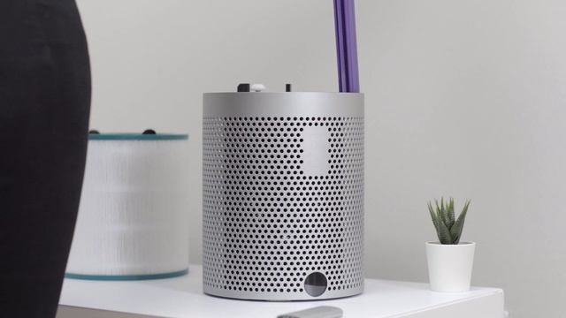 How to keep your Dyson Pure Cool Me™ looking clean смотреть онлайн