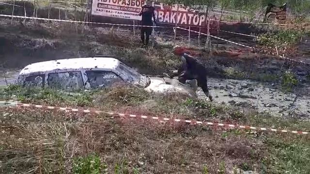 Баттл Трофи Гонки по грязи на джипах в г. Прокопьевске. Грязевые гонки за призы Monster track
