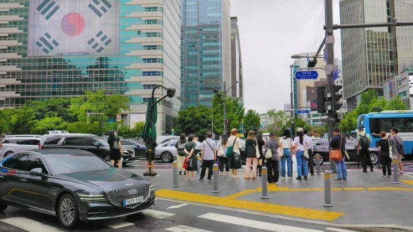 남대문, 시청앞 광장, 다동, 무교동 음식문화거리, 청계천, 광화문 사거리 풍경, 서울 여행 워커
