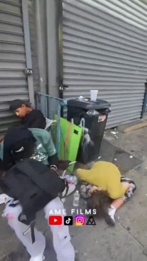 #США Добро пожаловать в Зомбиленд