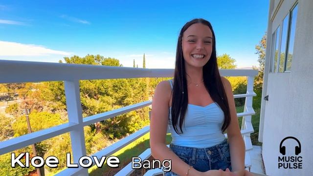 Smiling at You Through the Lens Romantic English Song || Kloe Love