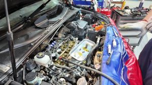 Toyota Harrier 2AZ-FE замена сальников клапанов.