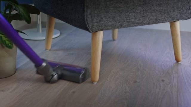 Как настроить беспроводной пылесос Dyson V11™ смотреть онлайн