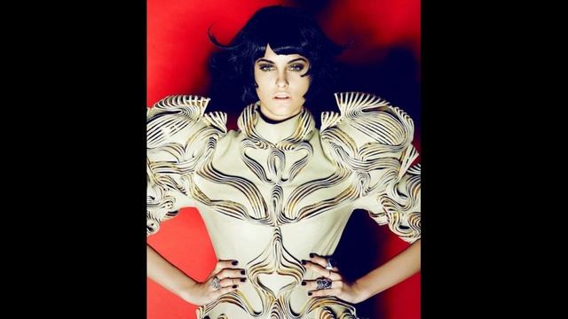 Алехандра Алонсо ( Alejandra Alonso )