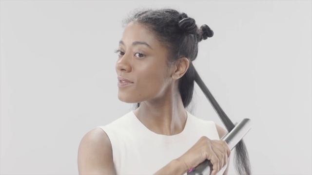Советы по выпрямлению волос с помощью Dyson Corrale™ смотреть онлайн