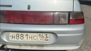 Пьяный водитель в Самаре устроил «цирк»: залетел на газон, сбил человека и скрылся