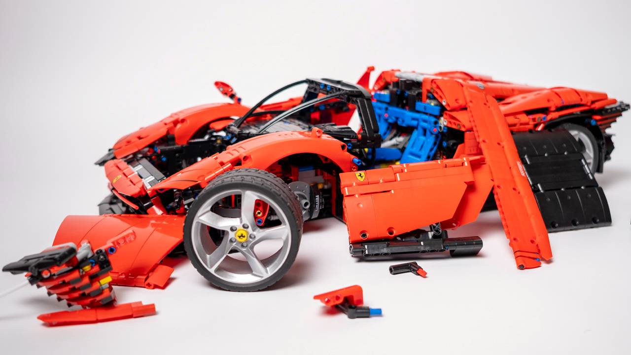 Полная сборка Китайского LEGO Technic 42143 Ferrari Daytona SP3 с Wildberries! смотреть онлайн