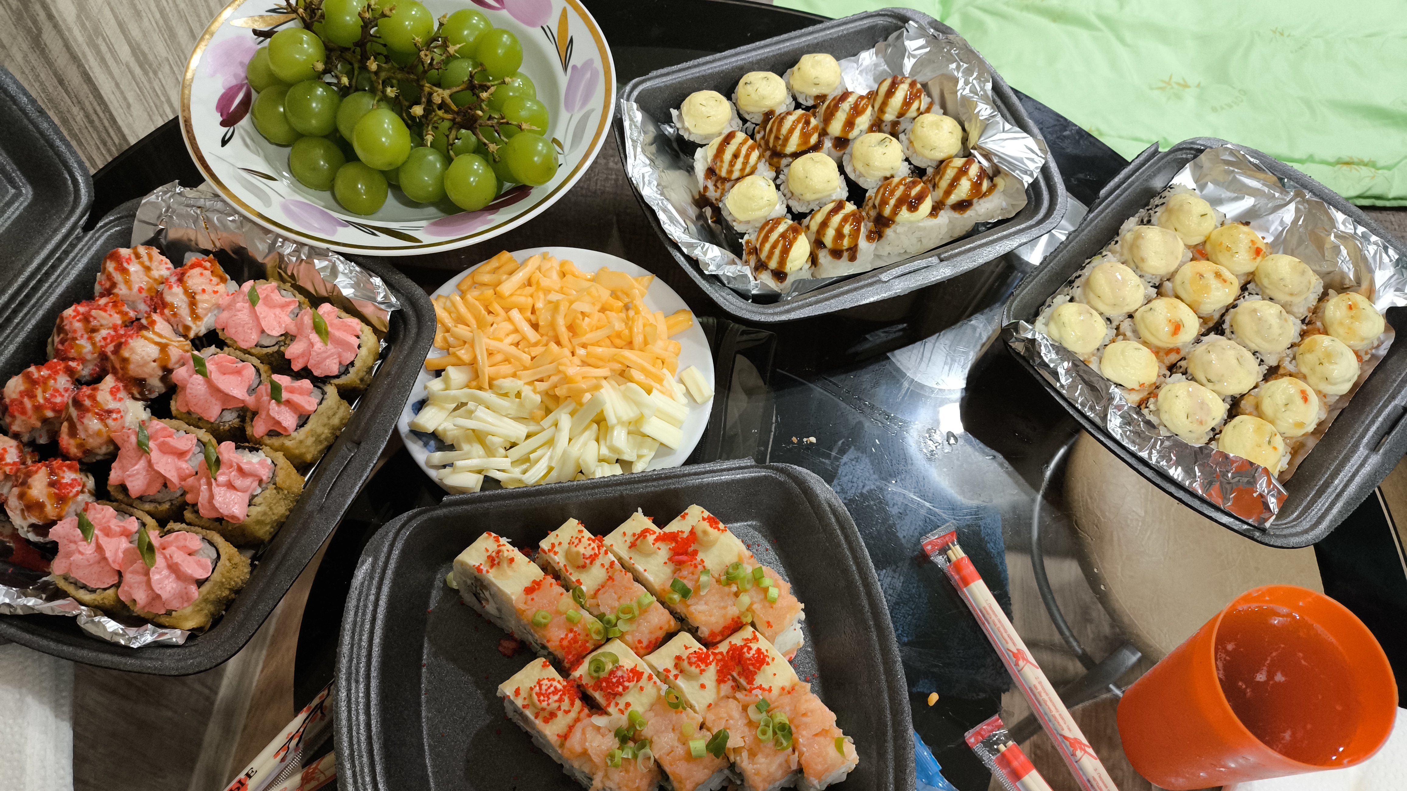 Еда Богов 🌯 покушали 🍕 очень вкусно 😋 было Ростикс и Бургер Кинг 🍔 топчик 👍🫶 смотреть онлайн