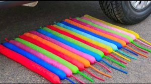 Машина давит предметы колесом! Эксперименты с колесом! Давим шарики! Залипалка ASMR