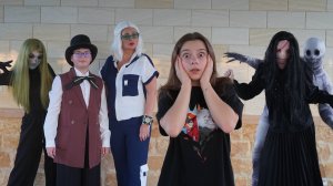 ЫРКА И СЕРБСКАЯ ЛЕДИ МАЛЬЧИК СОСЕД ЗНАЕТ МОИ СТРАХИ ПОМОЧЬ МОЖЕТ ТОЛЬКО НЯНЯ ИНОПЛАНЕТЯНКА