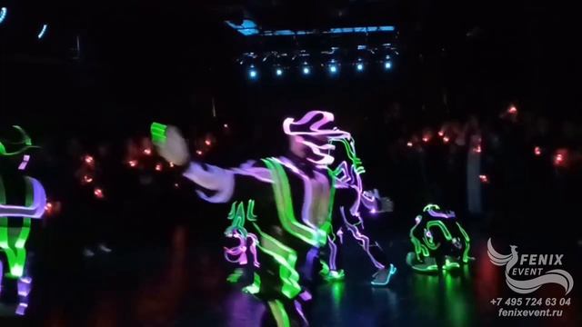 Заказать лучшее световое акробатическое шоу праздник в Москве - эффектное световое шоу смотреть онлайн