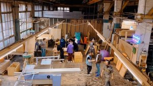 Благотворительные мастер-классы "Будки приютам" от волонтерского движения "Погуляй собаку"