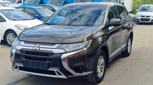 Mitsubishi Outlander (2020)