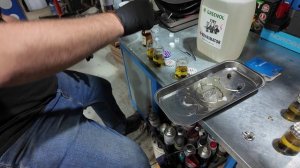 Влияние масляных промывок на сальники клапанов.