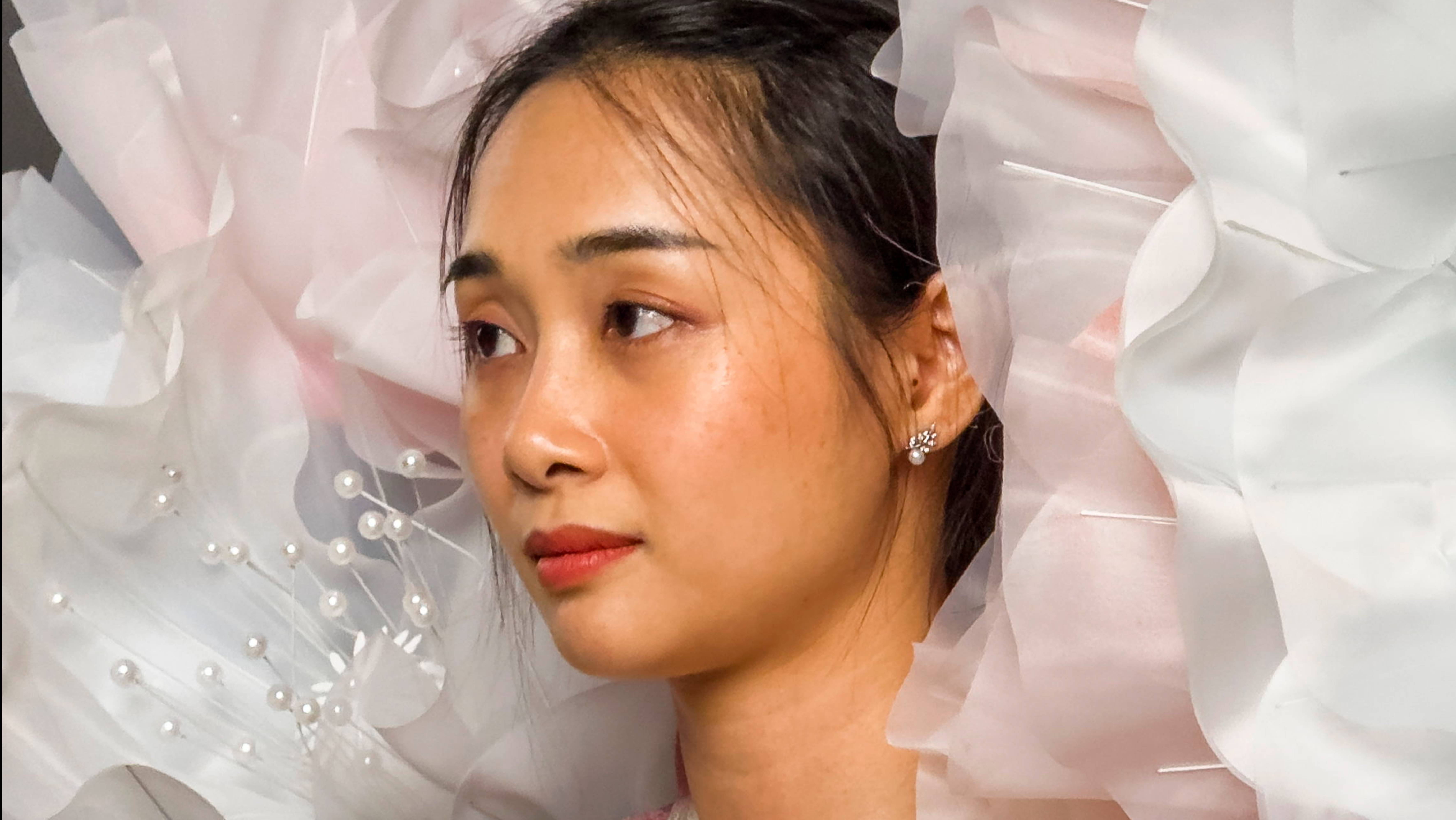 Вьетнамская девушка мисс Дуен