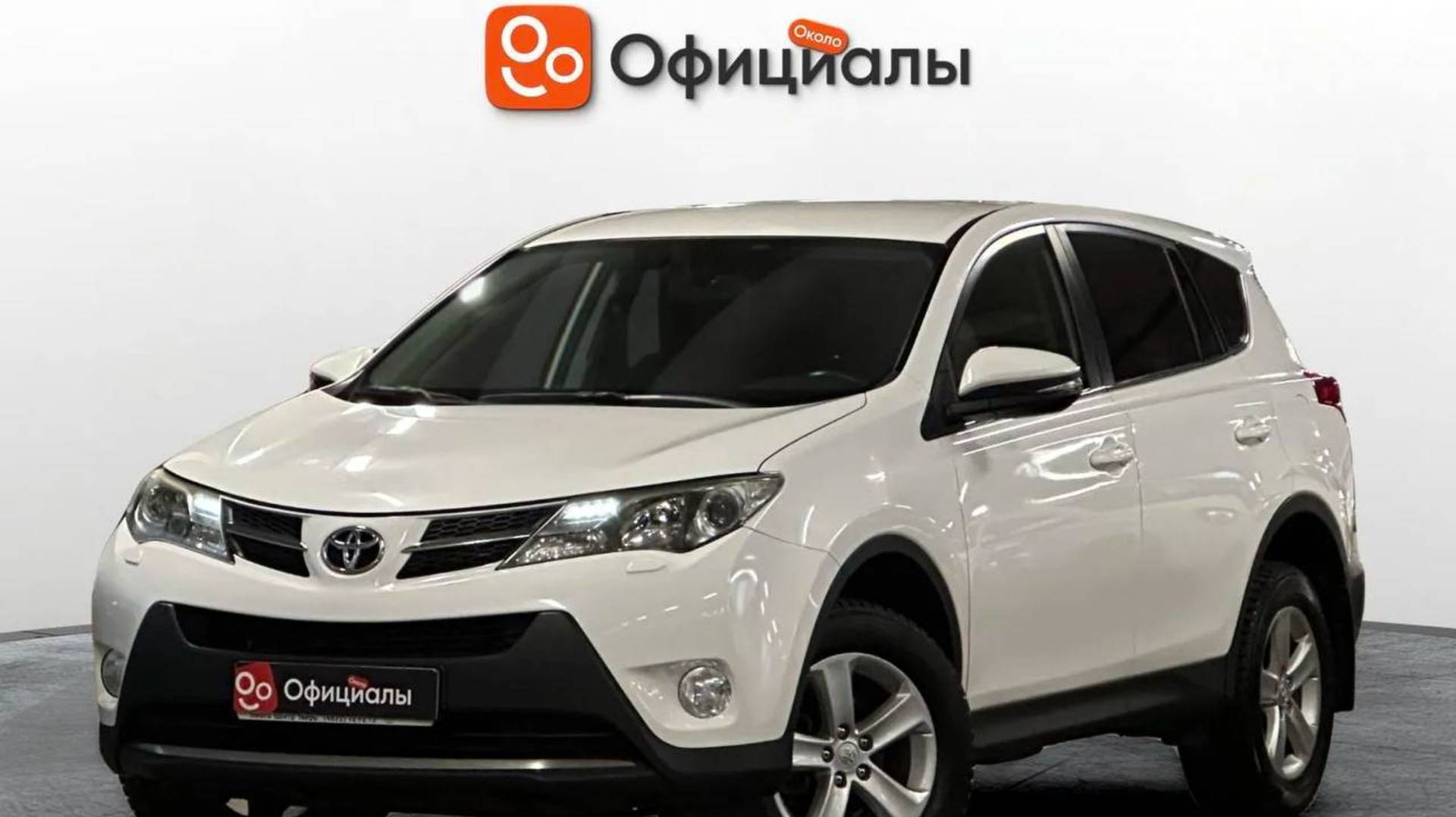 Toyota RAV4 IV (XA40), 2013 смотреть онлайн
