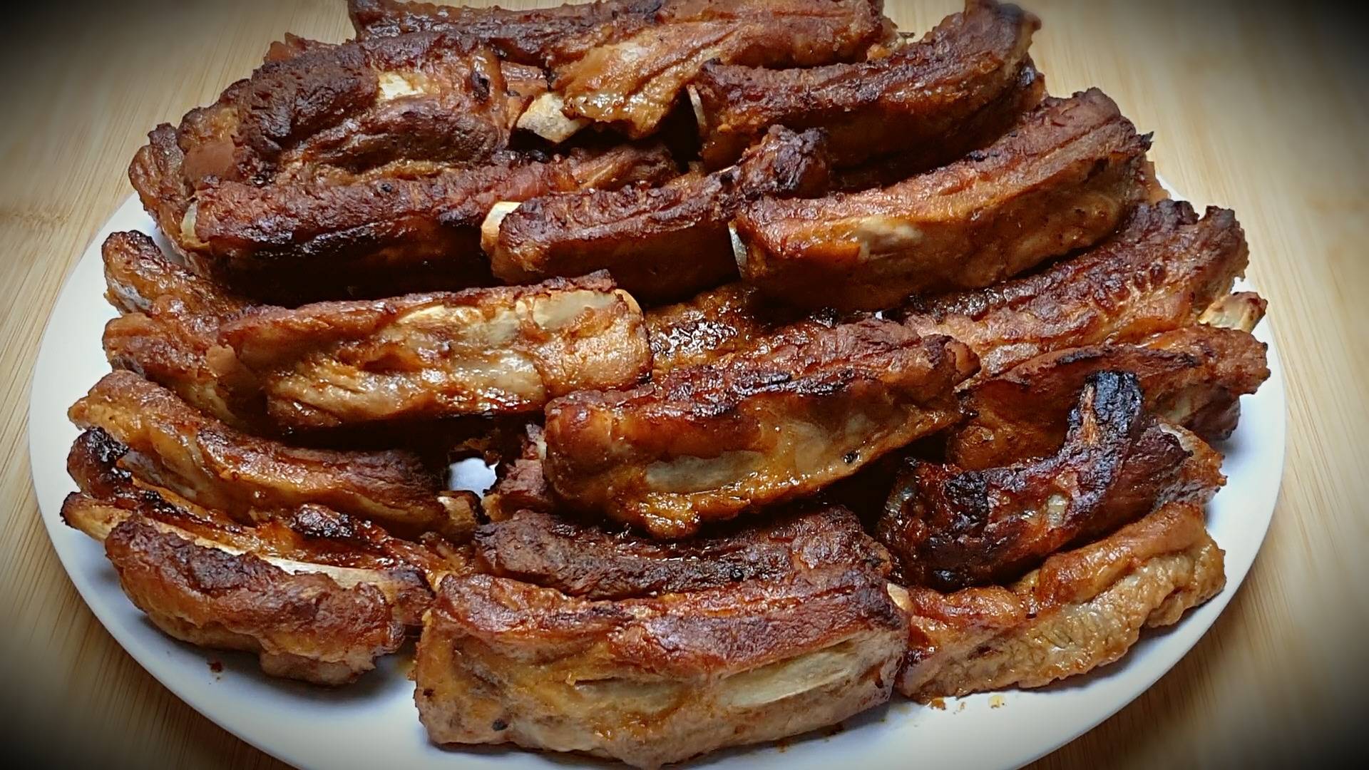 Идеальные свиные ребрышки в духовке смотреть онлайн