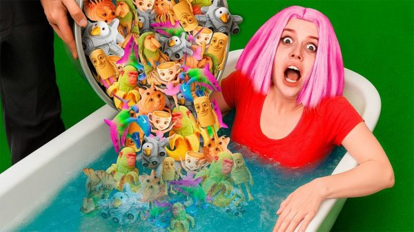 я кинул в ванну ВСЕ БОМБОЧКИ BRAINROT Tung Tung Sahur, Ballerina Cappuccina, Tralalero Tralala