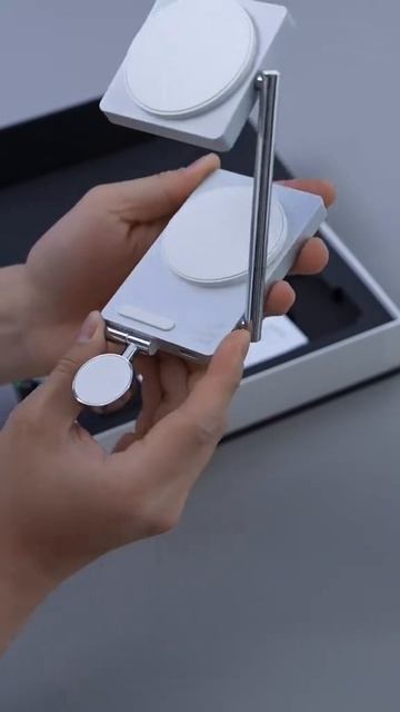 Лучшее на вид беспроводное зарядное устройство 3-в-1 смотреть онлайн